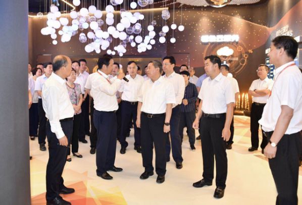橙色云O·Tech工業(yè)設計創(chuàng)新中心接待煙臺全市高質(zhì)量發(fā)展觀摩團