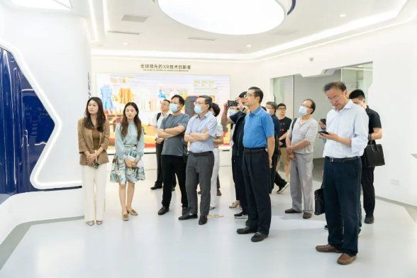 杭州市政府副秘書(shū)長(zhǎng)、市政府研究室（參事室）主任馬駿率考察團(tuán)蒞臨相芯科技考察調(diào)研